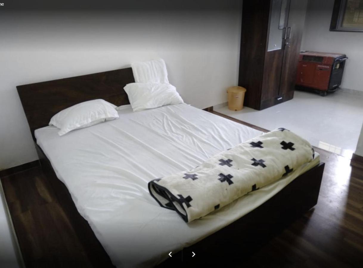 Kings Villa 3 Bhk ロナバラ エクステリア 写真